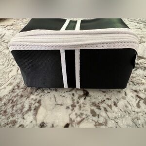 NWOT United x Sals fifth Avenue business first amenity kit